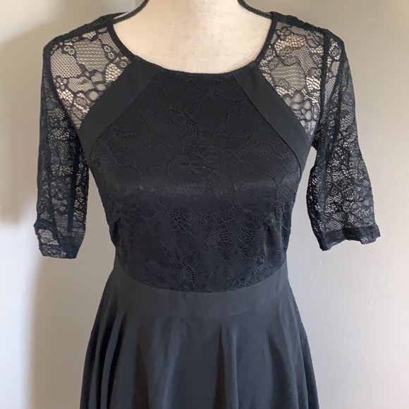 Romeo & Juliet dress lace - Picture 3 of 10